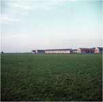 255259 Het Jongelingsveld. Richting nieuwbouw d'Ekker, Postelstraat, 1960 - 1970