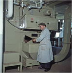 255338 Het productieproces van Sigarenfabriek Velasques:, 1955 - 1970