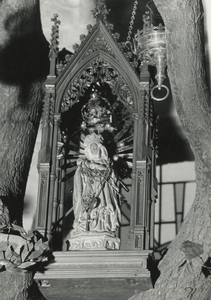 505734 Mariabeeld in de H. Eik van de R.K. kerk St. Lambertus , ca. 1970-1980