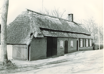 240199 Boerderij: Heuveleindseweg 4, 1960