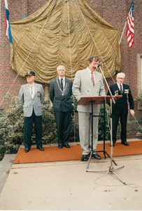 241138 Het houden van een toespraak door de voorzitter , 19-09-1989