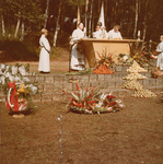 241151 Oogstdankfeest in het Joe Mann Natuurtheater : het celebreren van een H. Mis , 1969