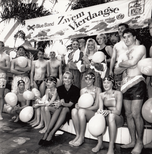 241448 Zwemvierdaagse : deelnemers, 1989