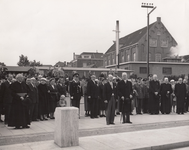 241990 Bezoek van de ouders van Joe Mann aan de Bevrijdingsherdenking in Eindhoven, 09-1956