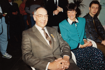 242658 C. van Wuijtswinkel en echtgenote bij zijn afscheidsreceptie, 01/02/1991