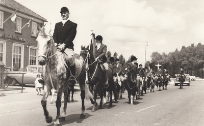 242728 Ponyclub De Paardenvriendjes ., 1970