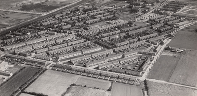 243274 Luchtfoto van het Wilhelminadorp, 1960
