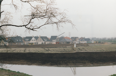 243451 De Boomheuvel in Heuveleind, gezien vanaf de Ringweg, 1995