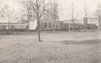 243856 Heerbeeck College, Schoolstraat 10, 1986