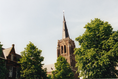 244191 Toren van de Sint Odulphuskerk, 1983