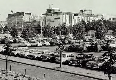 8536 Parkeerterrein, Eindje, 1971