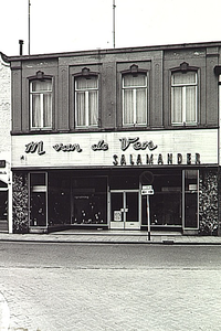 9357 Schoenhandel M. van de Ven, Stratumseind 23, de voormalige concertzaal van het Eindhovens Mannenkoor, 1972