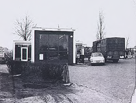 19116 Tankstation Esso, Blaarthemseweg 142, 1976