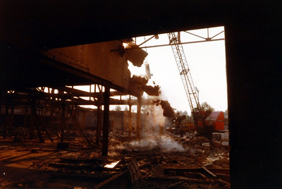29311 Sanering van lucifersfabriek De Molen, 1980