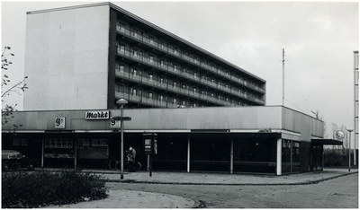 66722 Supermarkt, Spanvlinderplein, 12-1972