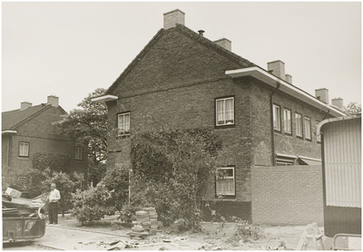 67498 Renovatie woningen Stekelroosstraat, 1976 - 1977