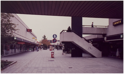 69782 Winkelcentrum Woensel, 11-1983