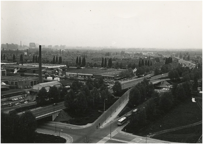 193469 Panorama omgeving DAF-complex, Geldropseweg (links): in het midden de kruising Piuslaan (onder) - Hugo van der ...