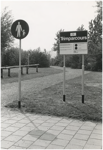 195333 Serie van 4 foto's betreffende: trimbaan Jacob Reviuslaan - Boutenslaan. Begin trimparcours, 27-08-1973