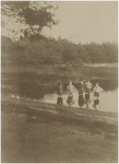 270308 Natuuromgeving: vijf jongens staand in het Diepe Meerven op de Groote Heide, 1919