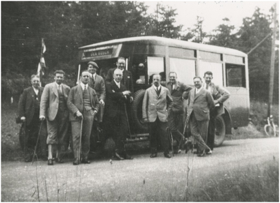 946 Kegelclub 'Houdt de Plank', tijdens een 'kegelreis' langs de Rijn, 1930