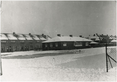 973 Winteropname: R.K.-verenigingsgebouw in de sneeuw, 1931