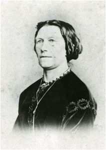 1876 Johanna Louisa (Louisa) van der Putt, ca. 1880