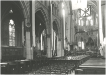 2446 Interieur bij gelegenheid van het 75-jarig bestaan van de St. Catharinakerk, 09-1942