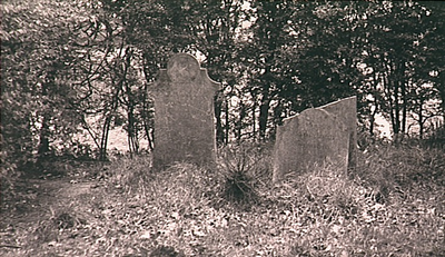 4976 Graven van M.J. Leijds en Ja.Ca. v.d.Broek, 05-1938