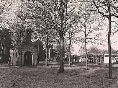 5551 Hoek Eerselseweg: kapel en tankstation, 01-1991
