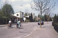 9030 'n Kijkje in de wijk De Luytelaar, ca. 1980