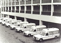 9397 Het wagenpark van GG en GD aan de Tesselschadelaan, ca. 1975