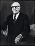 9464 Portret van dr Hub J. van Doorne (geb. Horst-America 1900, overl. Deurne 1979), oprichter DAF, 1974