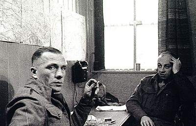 10535 Verzetstrijders, links J.J.F. Borghouts (bijnaam Peter Zuid), rechts D. de Kousemaker, 09-1944 - 00-10-1944