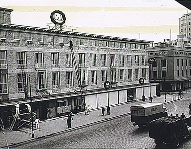 19970 Oplevering na de bouw van warenhuis C&A, 1952 - 1953