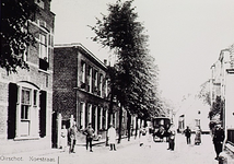 20184 Algemeen overzicht van de Koestraat in de richting van de Markt vanaf Hof van Solms, 1920