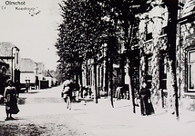20185 Algemeen overzicht van de Koestraat vanaf de Heistraat in de richting van de Heuvel, 1925