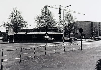 23537 Uitbreiding van het gemeentehuis door bouwbedrijf IBC, 28-04-1988