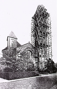 25958 Kwartelstraat 1, St.Antoniuskerk. Restauratie toren, 1930