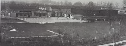28116 Scholengemeenschap Woensel, gezien vanaf de 'J.F. Kennedylaan', 1980