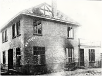 65813 Door brand verwoeste groentewinkel, Pastoriestraat, 1930