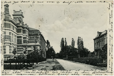 68975 Vestdijk, met linksvoor de villa van A.J. Mignot uit 1902 en daarachter de luciferfabriek van Visser, Langemeyer ...