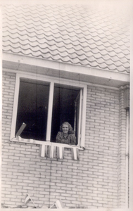 125064 Een serie foto's die een overzicht geeft van de bevijdingsfeesten in de Margrietstraat in Eindhoven, 1944 - 1960