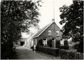 129930 Nieuwe Kerkstraat 99, boerderij familie Toonders, 10-1978