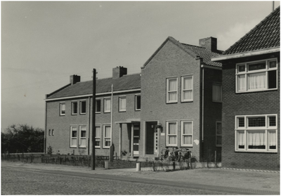 130499 Broek, pand van de Rijkspolitie, 1955 - 1960