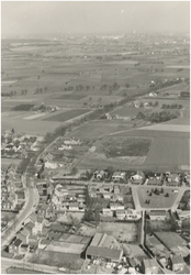 130904 Panorama van Oerle ter hoogte van de Sint Janstraat, links de Nieuwe Kerkstraat richting Zeelst, 1960 - 1970