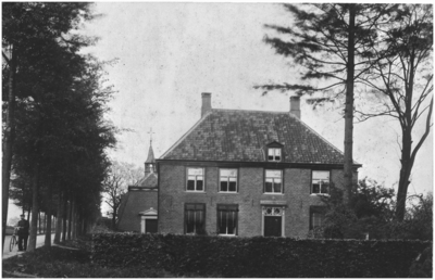 133309 Pastorie (1770) en Nederlands-hervormde Kerk (1826), Broek (Dorpstraat), 1905 - 1915
