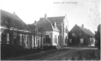 133317 Hoek Dorpstraat/Dreef/Heerseweg, links huis gemeentesecretaris Louwers, vervolgens raadhuis, bakker Martinus van ...