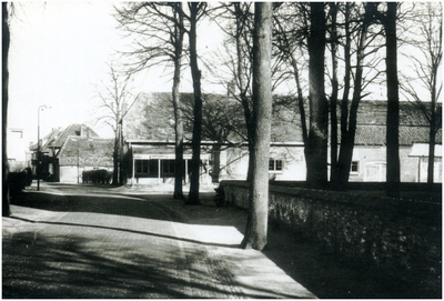 133407 Boerderij/café Hazenberg, hoek Kapelstraat/Schoolstraat, 1945 - 1956