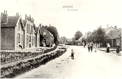 146066 Schoolstraat, ca. 1910